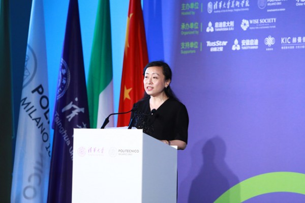 中意董事长_中意橱柜董事长照片